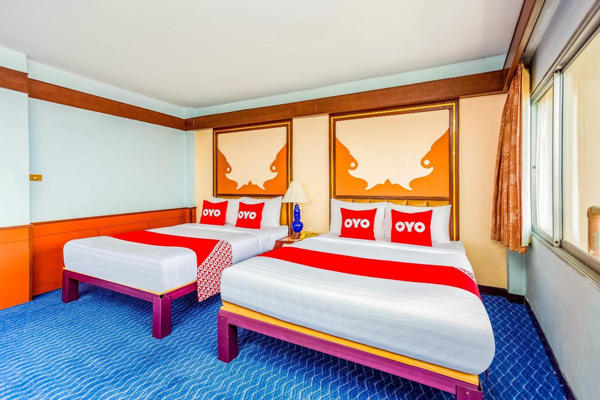 Oyo 441 Grand Thara Hotel Surat Thani Exterior foto